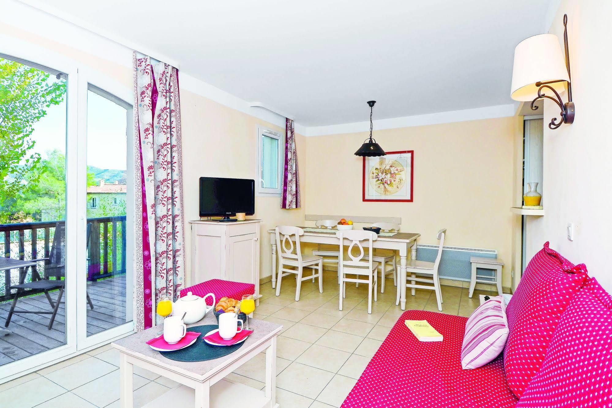 Residence Pierre & Vacances Les Coteaux De Pont-Royal Mallemort Eksteriør billede